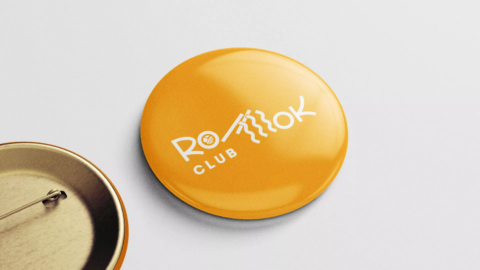 Создание логотипа в Артёмовском для суши-бара «Roll Wok Club»